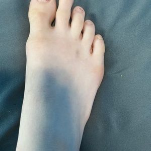 Jef basis feet pics